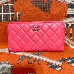 Chanel Pink Quilted Women's Wallet